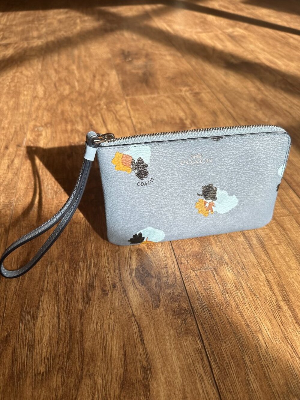 Coach Blue Grey Corner Zip Textured Wristlet with floral accents 4" x 6" NWOT